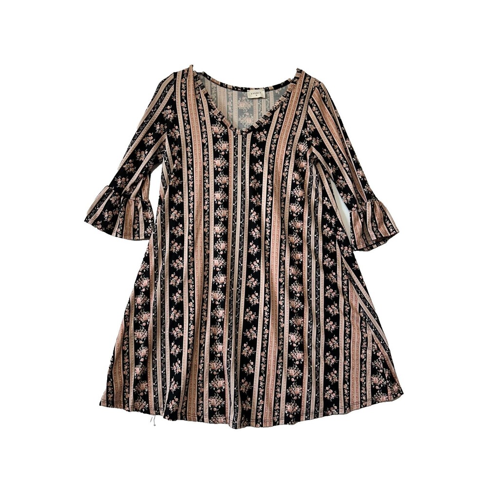 Everly Floral Dress Size Medium Black Pink Roses‎ Boho Girly